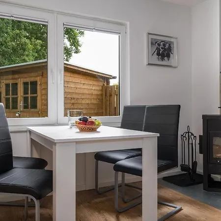 Ferienhaus-sternchen-2-am-schwarzer-see Feriehus Schwarz (Mecklenburgische Seenplatte)